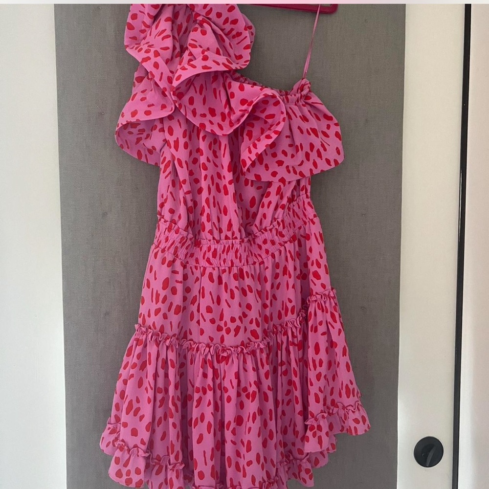 Buddy love dress size Medium! 💖